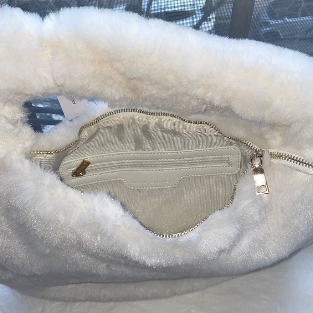 ❤️ANTHROPOLOGIE - Melie Bianco Faux Fur Cozy White Handbag NWT - Picture 6 of 6